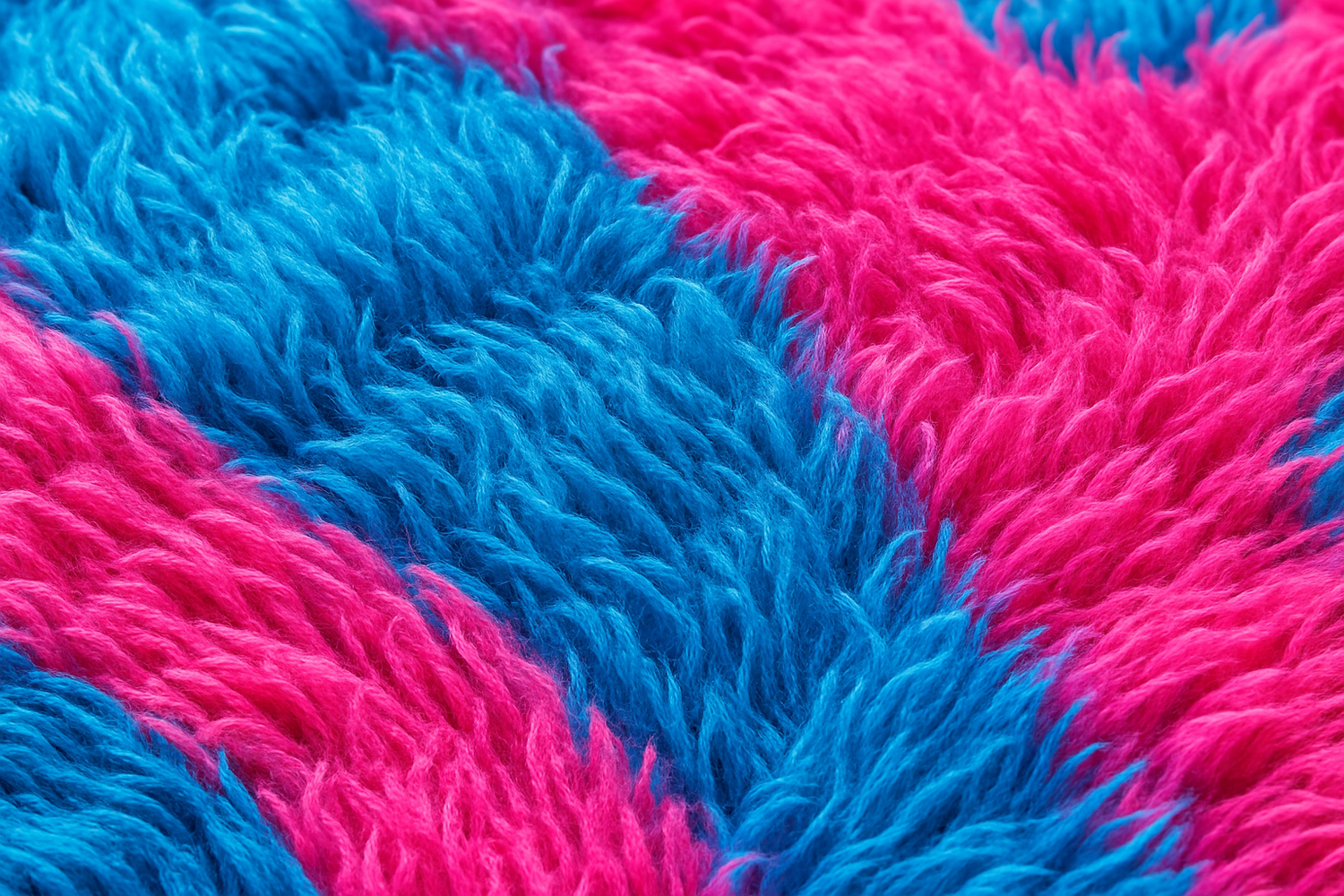 TEXTURA PELUDA DE UNA ALFOMBRA CON COLOR LLAMATIVO